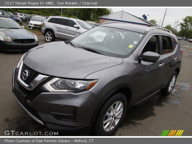 2017 Nissan Rogue SV AWD in Gun Metallic