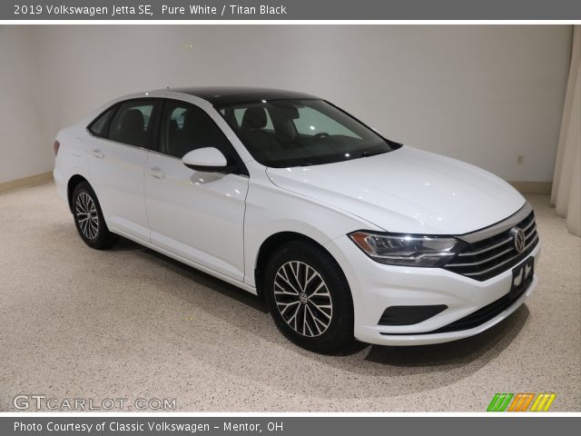 2019 Volkswagen Jetta SE in Pure White