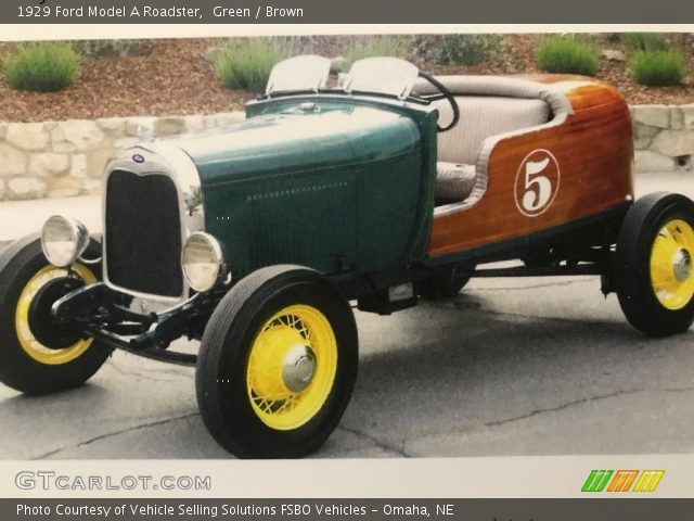 1929 Ford Model A Roadster in Green