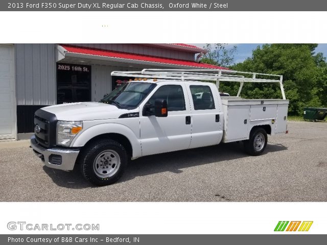 2013 Ford F350 Super Duty XL Regular Cab Chassis in Oxford White