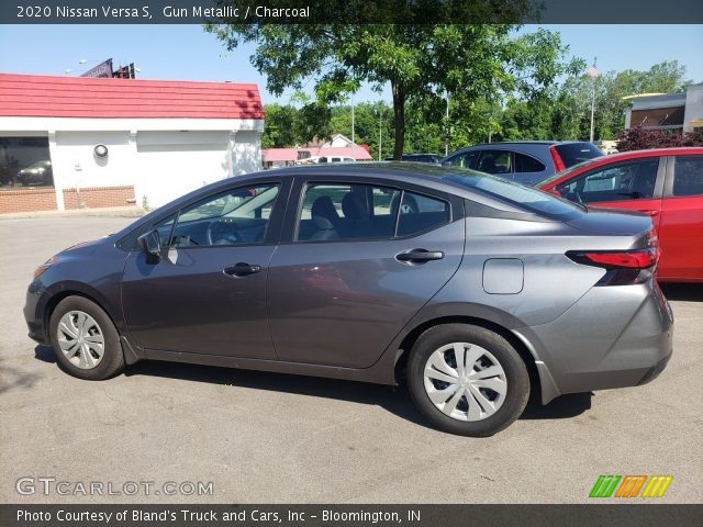 2020 Nissan Versa S in Gun Metallic