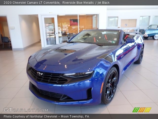 2020 Chevrolet Camaro LT Convertible in Riverside Blue Metallic