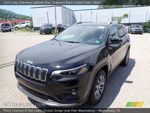 2020 Jeep Cherokee Latitude Plus in Diamond Black Crystal Pearl
