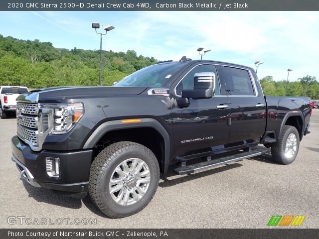 2020 GMC Sierra 2500HD Denali Crew Cab 4WD in Carbon Black Metallic