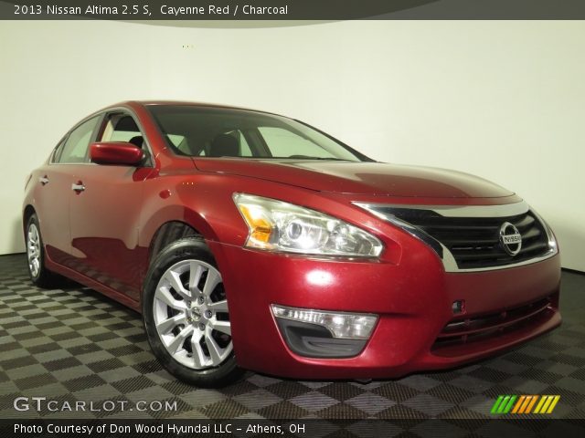 2013 Nissan Altima 2.5 S in Cayenne Red