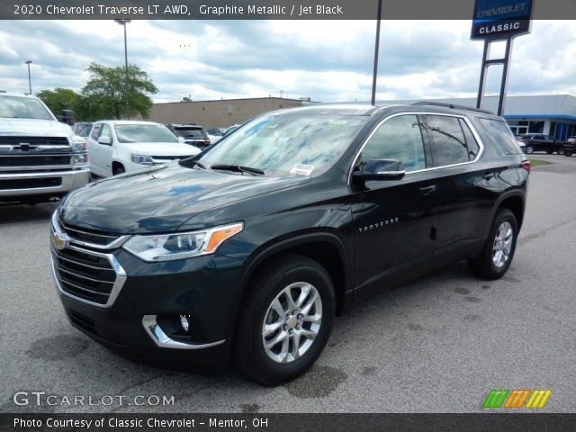 2020 Chevrolet Traverse LT AWD in Graphite Metallic