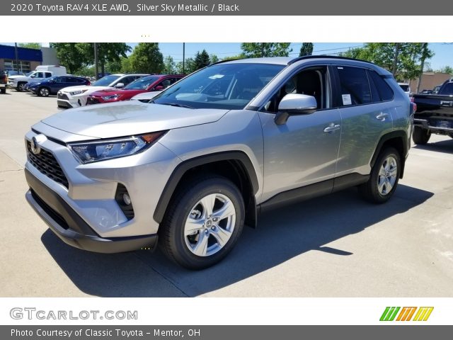 2020 Toyota RAV4 XLE AWD in Silver Sky Metallic