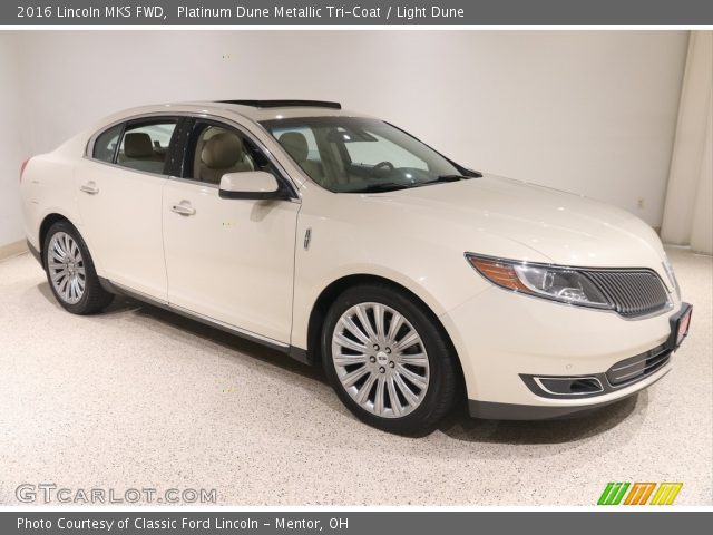 2016 Lincoln MKS FWD in Platinum Dune Metallic Tri-Coat