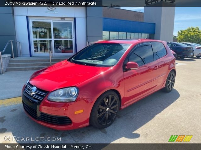 2008 Volkswagen R32  in Tornado Red