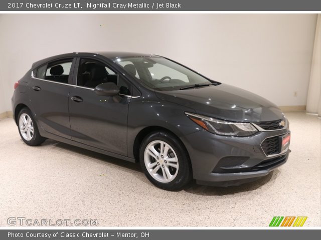 2017 Chevrolet Cruze LT in Nightfall Gray Metallic