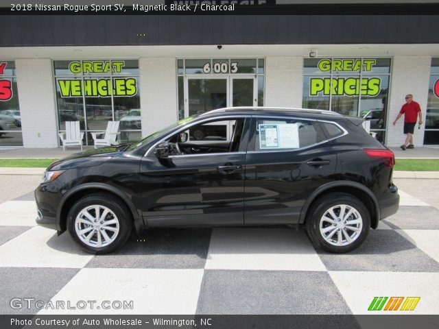 2018 Nissan Rogue Sport SV in Magnetic Black