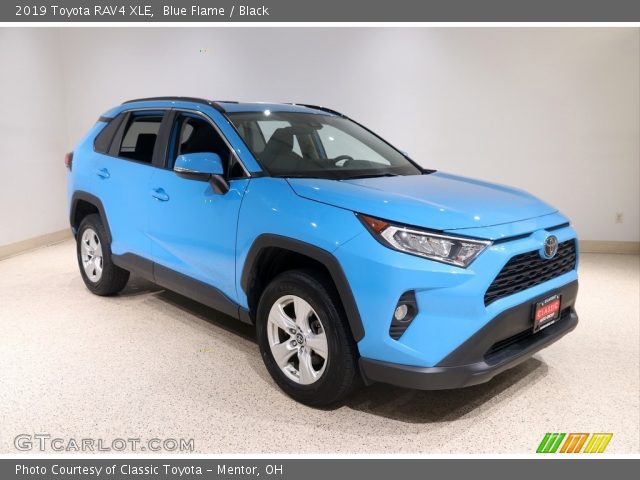 2019 Toyota RAV4 XLE in Blue Flame