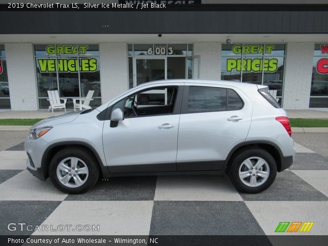 2019 Chevrolet Trax LS in Silver Ice Metallic