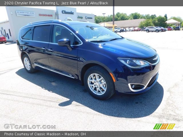 2020 Chrysler Pacifica Touring L in Jazz Blue Pearl