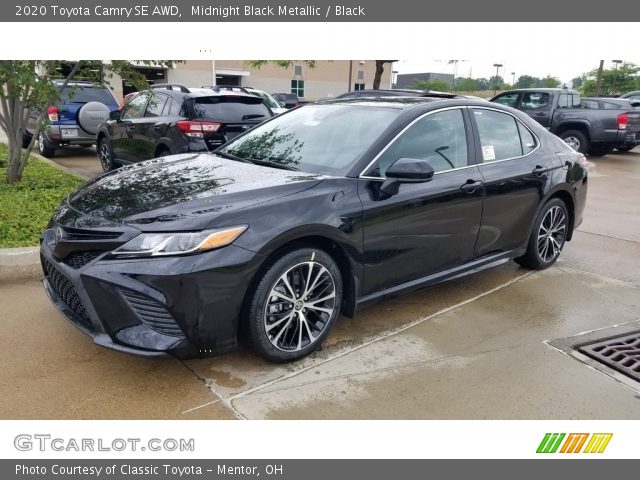 2020 Toyota Camry SE AWD in Midnight Black Metallic