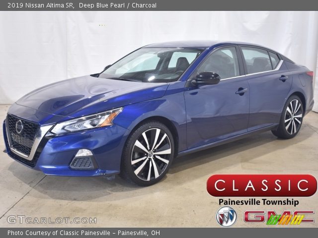 2019 Nissan Altima SR in Deep Blue Pearl
