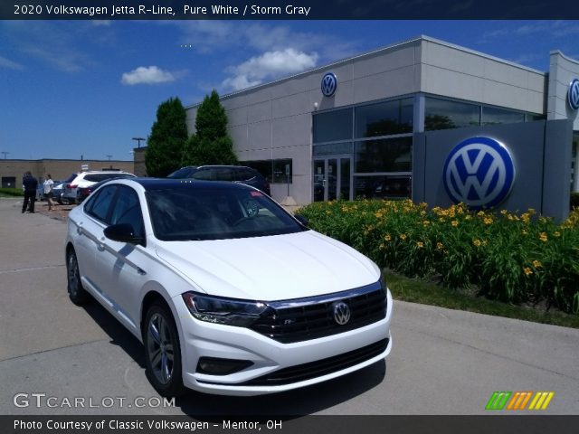 2020 Volkswagen Jetta R-Line in Pure White