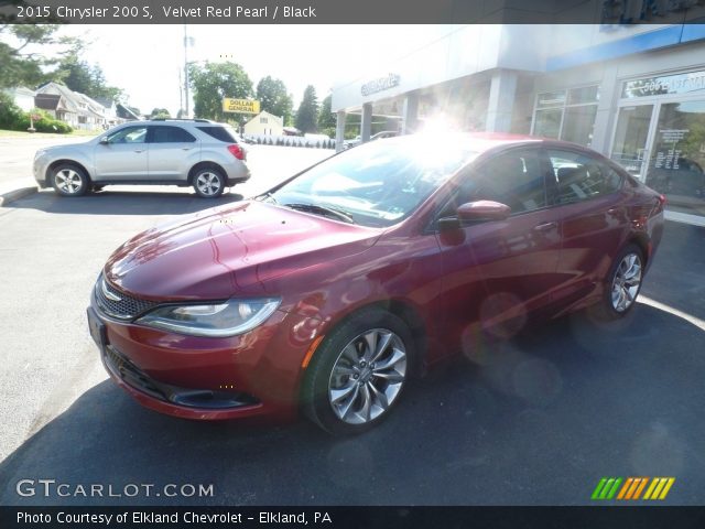 2015 Chrysler 200 S in Velvet Red Pearl