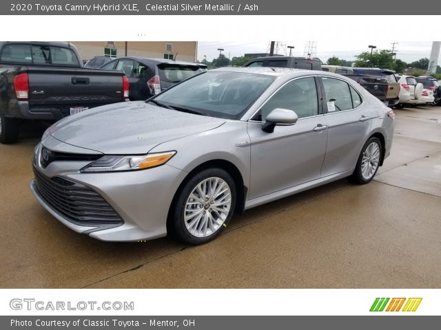 2020 Toyota Camry Hybrid XLE in Celestial Silver Metallic