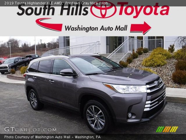 2019 Toyota Highlander XLE AWD in Predawn Gray Mica