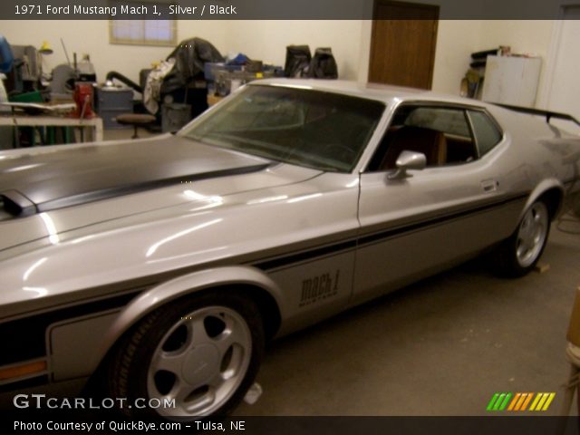 1971 Ford Mustang Mach 1 in Silver
