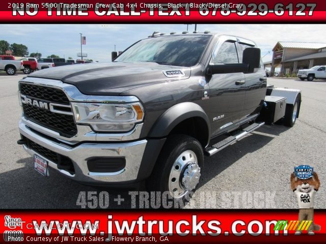 2019 Ram 5500 Tradesman Crew Cab 4x4 Chassis in Black