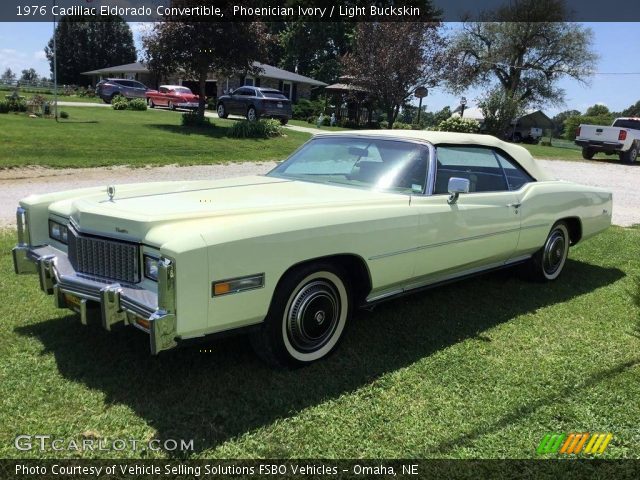 1976 Cadillac Eldorado Convertible in Phoenician Ivory