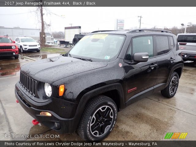 2017 Jeep Renegade Trailhawk 4x4 in Black