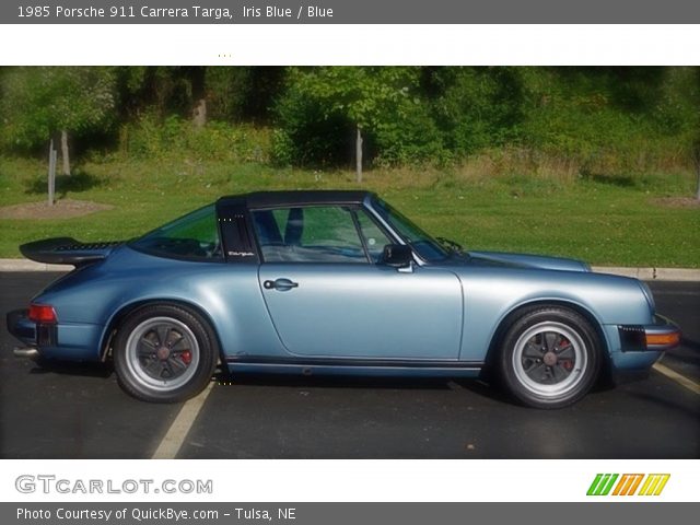 1985 Porsche 911 Carrera Targa in Iris Blue