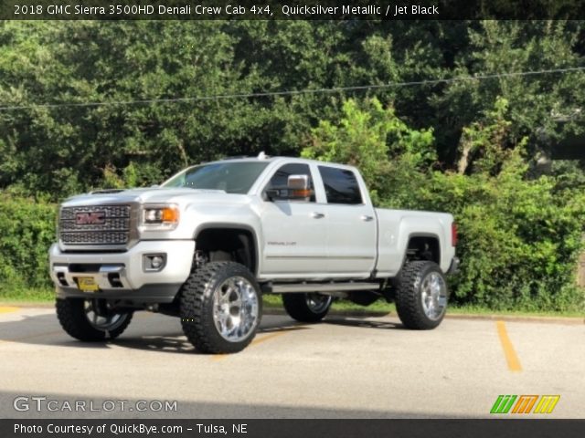 2018 GMC Sierra 3500HD Denali Crew Cab 4x4 in Quicksilver Metallic