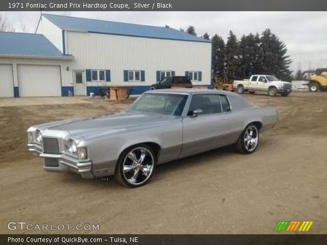 1971 Pontiac Grand Prix Hardtop Coupe in Silver