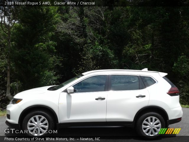 2018 Nissan Rogue S AWD in Glacier White