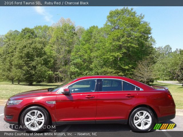 2016 Ford Taurus SEL in Ruby Red