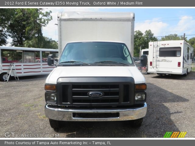 2012 Ford E Series Cutaway E350 Moving Truck in Oxford White