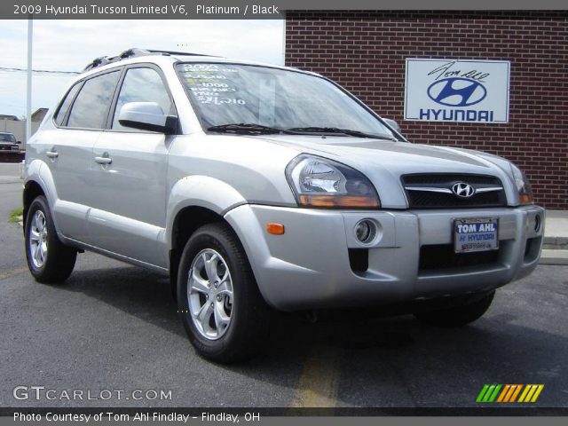 2009 Hyundai Tucson Limited V6 in Platinum