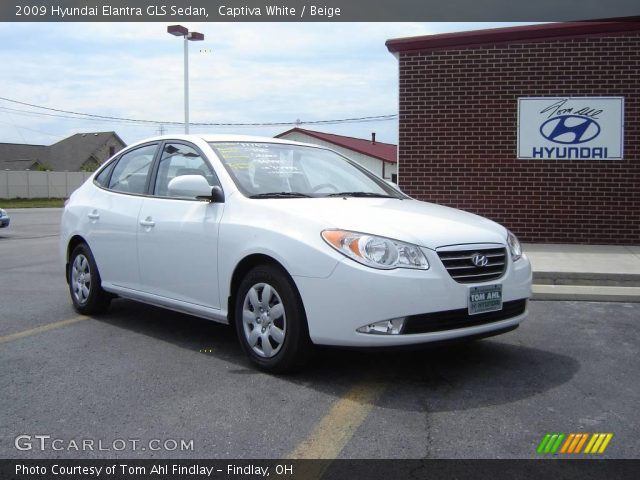 2009 Hyundai Elantra GLS Sedan in Captiva White