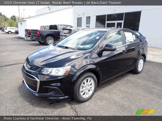 2020 Chevrolet Sonic LT Sedan in Mosaic Black Metallic