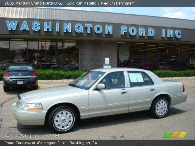 2005 Mercury Grand Marquis GS in Gold Ash Metallic