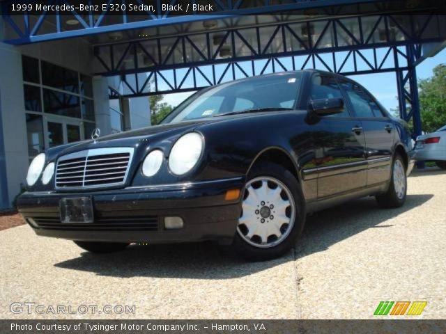 1999 Mercedes-Benz E 320 Sedan in Black