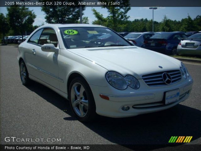 2005 Mercedes-Benz CLK 320 Coupe in Alabaster White