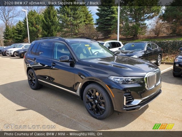 2020 BMW X7 xDrive40i in Black Sapphire Metallic