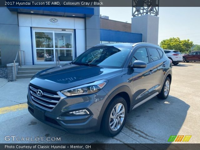 2017 Hyundai Tucson SE AWD in Coliseum Gray