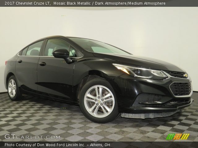 2017 Chevrolet Cruze LT in Mosaic Black Metallic