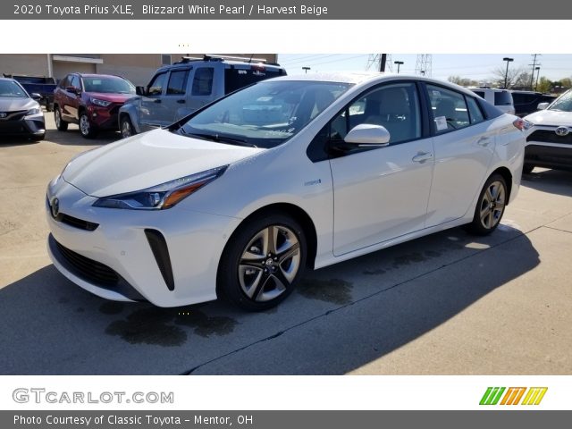 2020 Toyota Prius XLE in Blizzard White Pearl