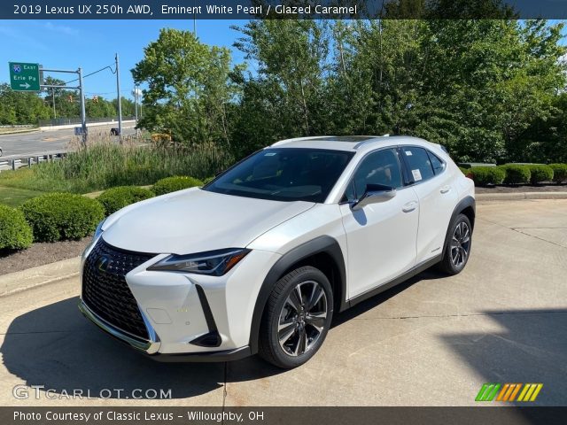 2019 Lexus UX 250h AWD in Eminent White Pearl