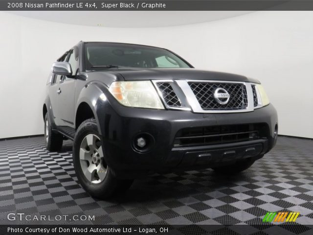 2008 Nissan Pathfinder LE 4x4 in Super Black