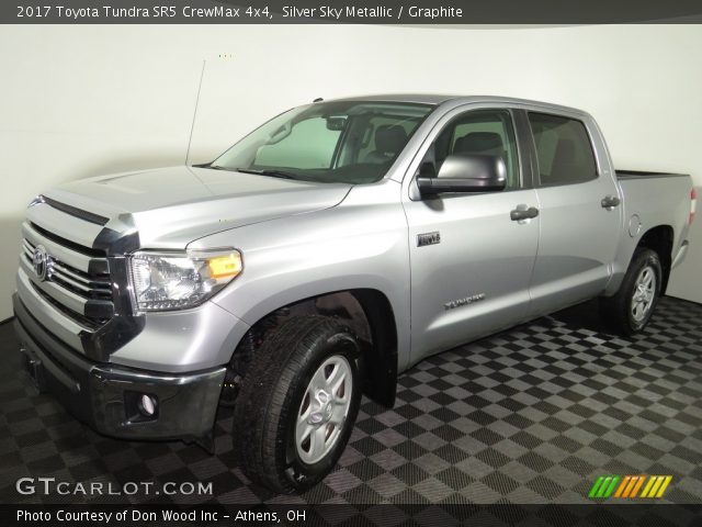 2017 Toyota Tundra SR5 CrewMax 4x4 in Silver Sky Metallic