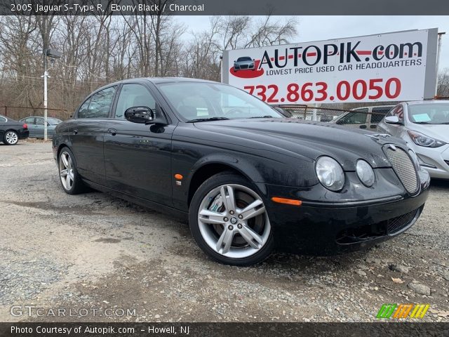 2005 Jaguar S-Type R in Ebony Black