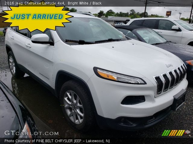 2016 Jeep Cherokee Latitude 4x4 in Bright White