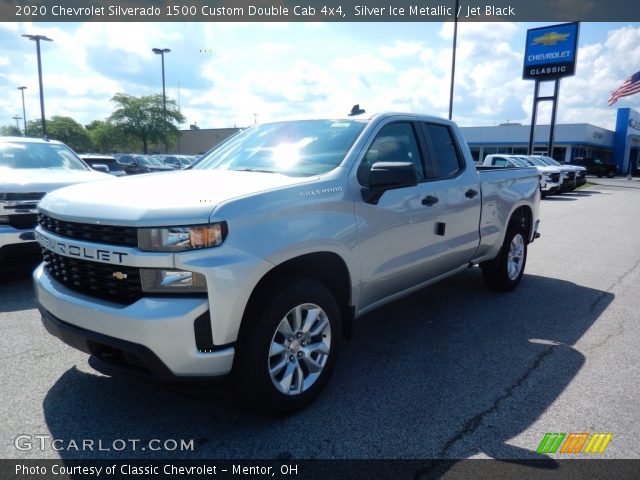 2020 Chevrolet Silverado 1500 Custom Double Cab 4x4 in Silver Ice Metallic